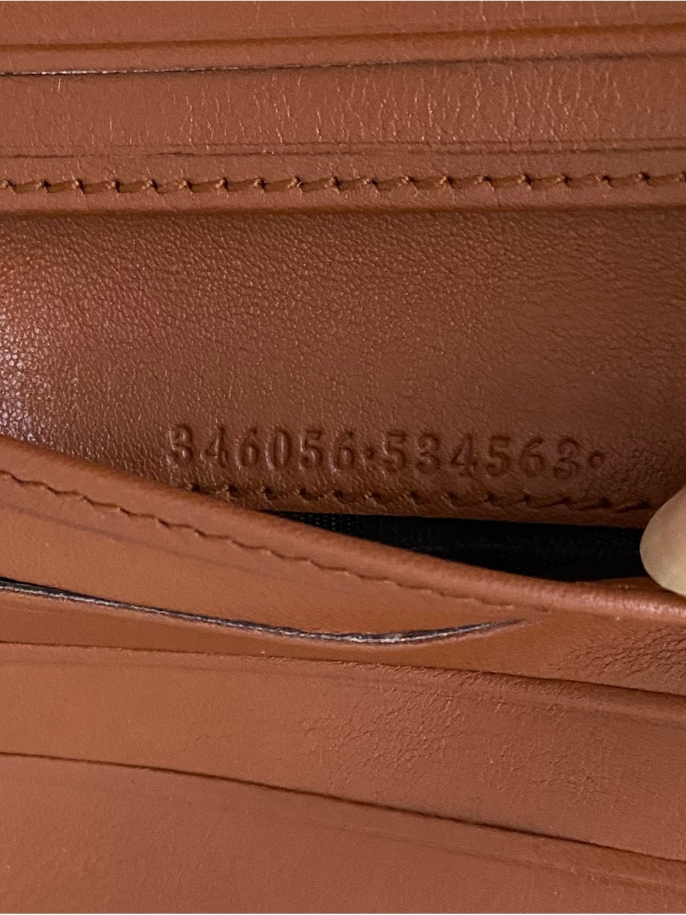 Gucci Guccissima GG monogram Tan Brown Embossed Leather Bi-fold Compact Wallet - Picture 13 of 16
